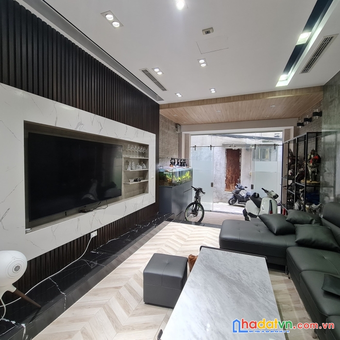 Bán nhà phố phạm ngọc thạch, 120m2 x 4 tầng, 16.8 tỷ