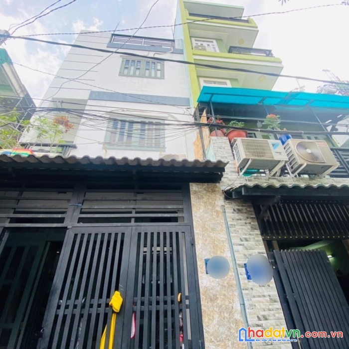 Chuẩn bị cho world cup-nhà sát cv lê thị riêng-4 tấm-nhà nở hậu-hẻm 4m -5 tỷ