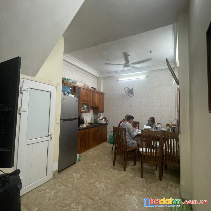 Ngõ 495 nguyễn trãi, 5 tầng - 7pn, giá chỉ 2.8 tỷ - lh0936206176