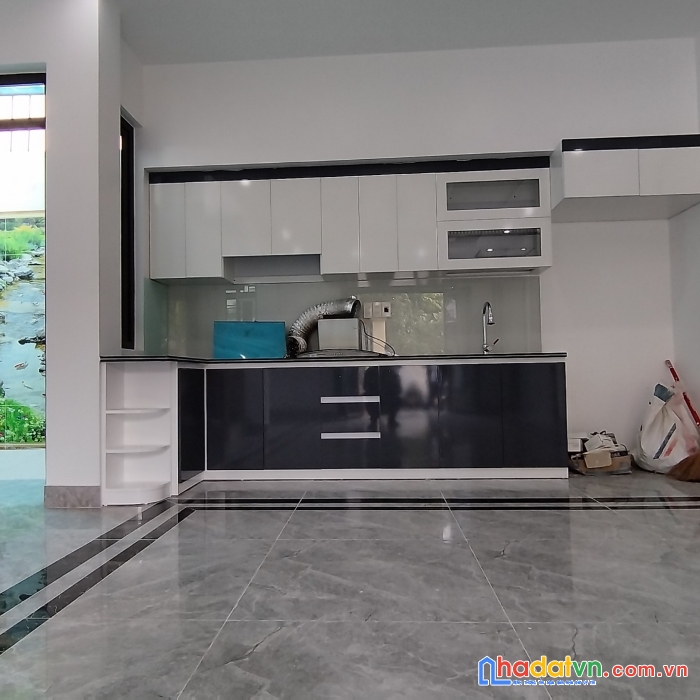 Bán nhà xây mới 3 tầng xây kiểu vila, đường mỹ tranh, nam sơn
diện tích 58m2, giá 2,350 tỉ
