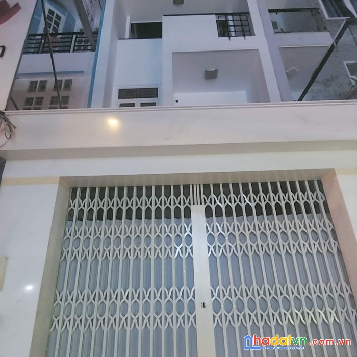 Mặt tiền kinh doanh đỉnh vip đường tên lửa, gần aeon mall, cv phú lâm, q6, sổ vuông vức, nhà rất