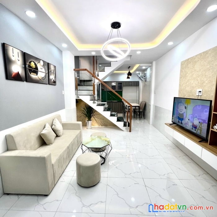 Bán nhà đẹp 4 lầu trục đường thoại ngọc hầu nguyễn sơn tân phú giá rẻ