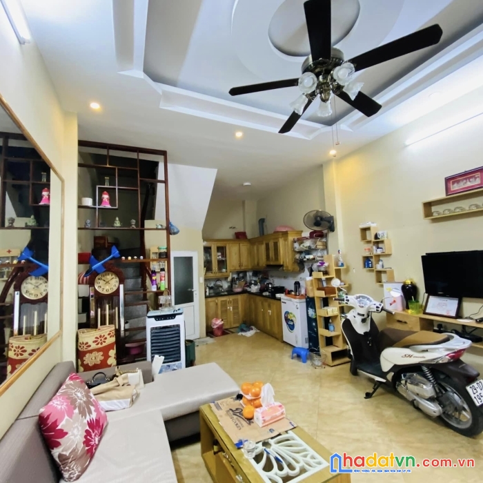 Chưa tới 4 tỷ, nhà đẹp ở luôn, minh khai phố, 60m, sổ đỏ chính chủ