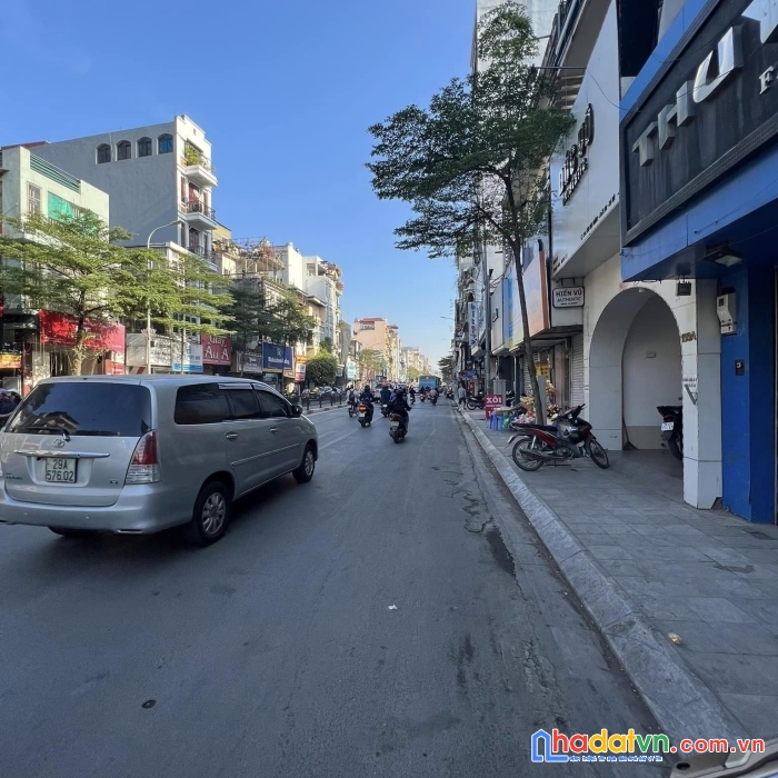 Siêu phẩm dòng tiền tôn đức thắng-hàng bột-đống đa-30m ra phố-55m2x7t thang máy