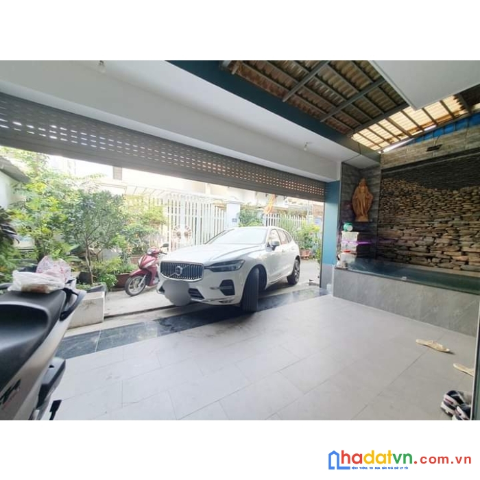 Bán nhà mới đẹp,xe hơi ngủ trong nhà,120m2,chỉ nhỉnh 7 tỷ, quận 9