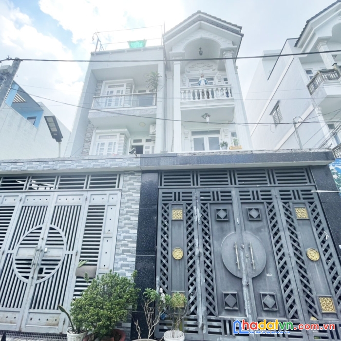 Vị trí trung tâm q12, 100m ra mt dương thị mười, 4 tầng, 4 pn, nhà mới đẹp ở ngay.