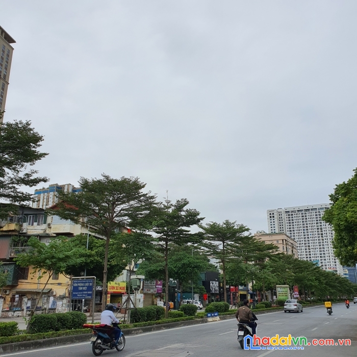 Bán đất mặt phố trần duy hưng - giá 312 triệu/m2 - mt 6m đẹp đẳng cấp