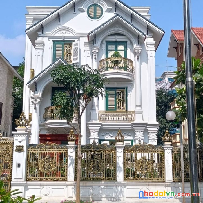 Bán biệt thự sân vườn view vườn hoa khu pháp vân 300m2 * 4t*mt 11m giá 39 tỷ lh: thanh 1971