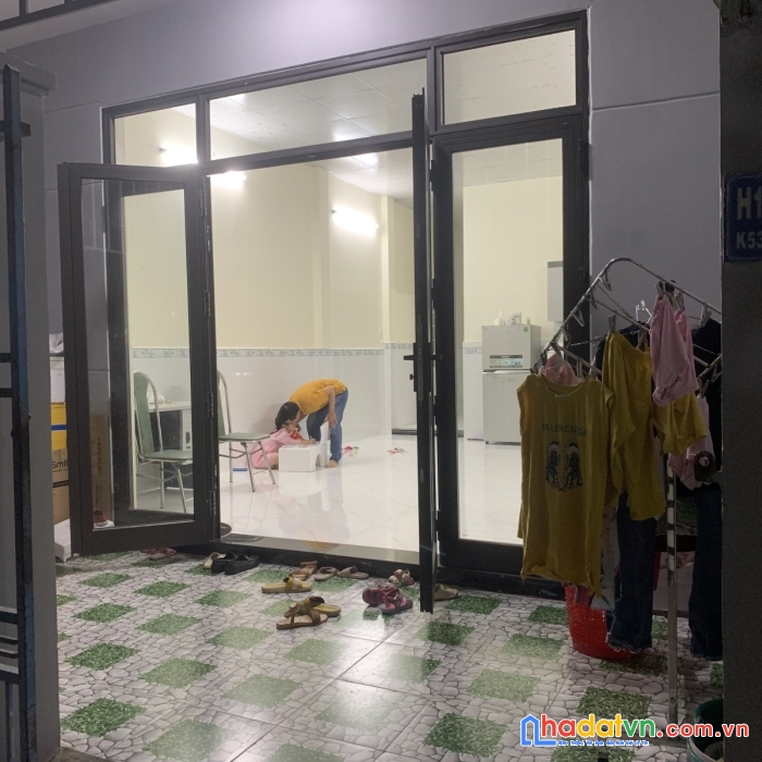 Chủ vỡ nợ ngân hàng, cắt lỗ bán gấp nhà phố 2 tầng, ngay chợ, chỉ 3ty65. lh ngay 0394222218