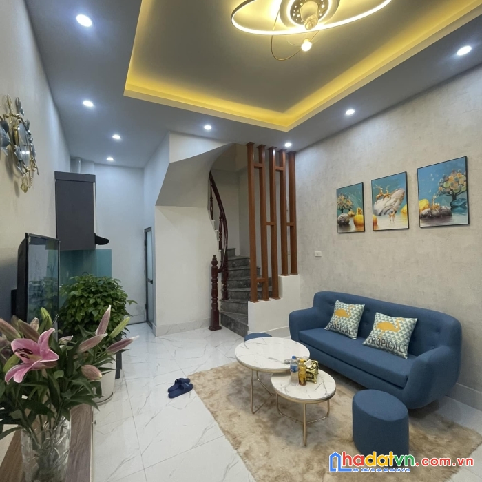 Hiếm! bán nhà bạch đằng- hai bà trưng, mới đẹp 5 tầng chỉ 2.95 tỷ, ngõ thông, ở ngay.