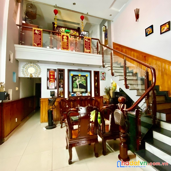 Nhà mặt tiền gò dầu, tân phú,  nhà 2 tầng, 80m2, đang  kinh doanh 100tr/tháng.