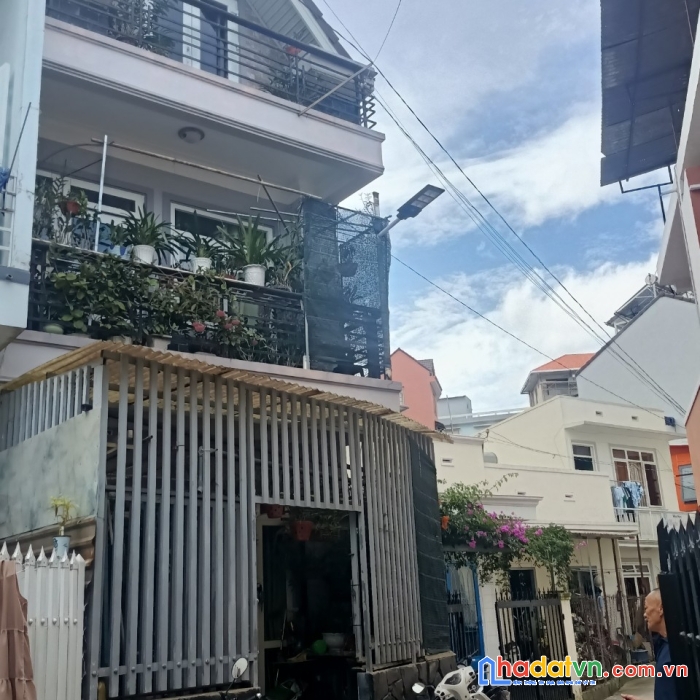 Cần bán gấp căn nhà đường hai bà trưng. phường 06 tp.đà lạt: 6ty2 chỉ còn 5ty6 srxd