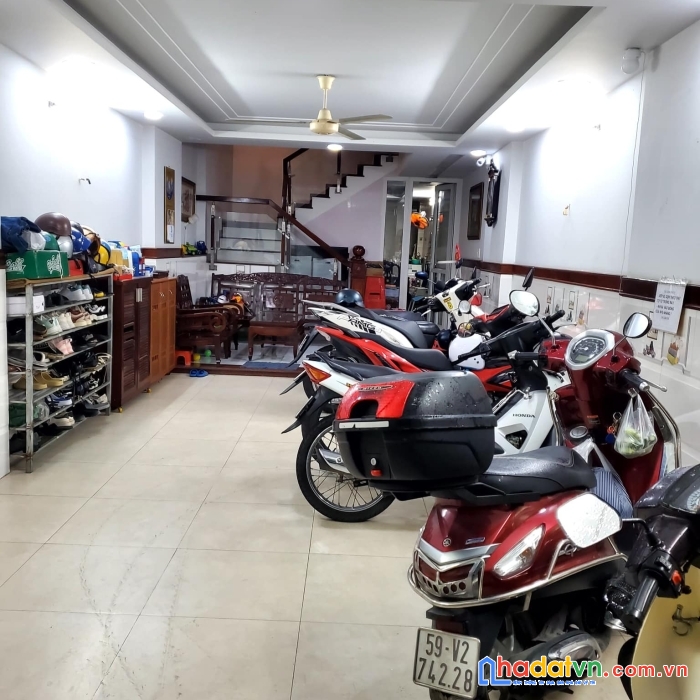 Hẻm xe hơi- khu nhà cao tầng- 4x18.5- 5 tầng