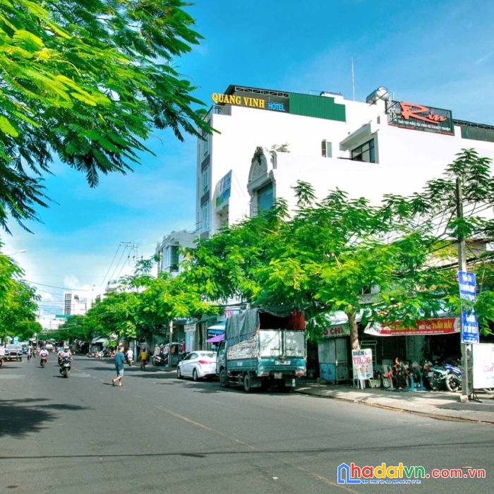 Khách sạn biển triệu đô khánh hòa