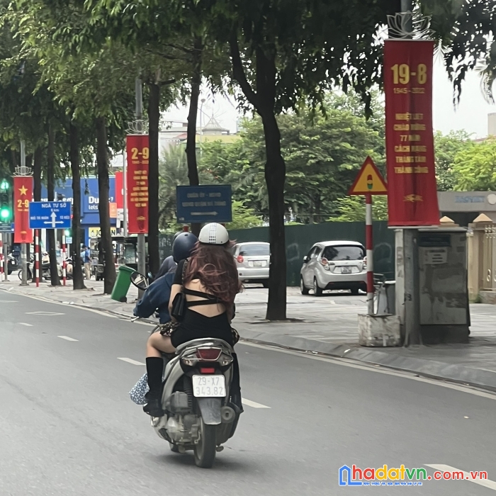 Bán mặt phố quang trung, hà đông 70m2, 2 mặt phố trước sau, kinh doanh sầm uất, nhỉnh 11 tỷ.