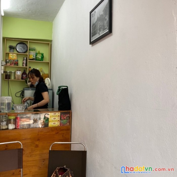 Bán nhà và cửa hàng mặt phố bà triệu, số nhà 177 gần vincom bà triệu, ,phường lê đại hành, quận