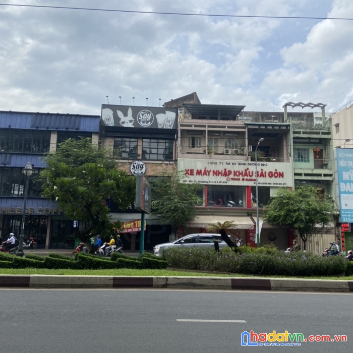 Cần bán nhà mặt tiền nngang 5m 338 hồng bàng quận 5