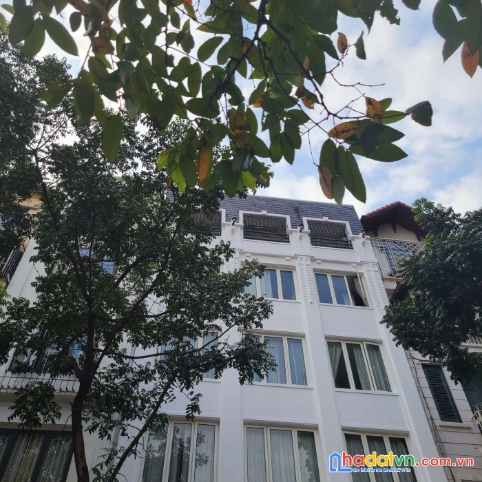 Bán tòa nhà vip mặt phố trần phú, ba đình, 150m2, mt 7.5m, 8 tầng khang trang, giá 86 tỉ