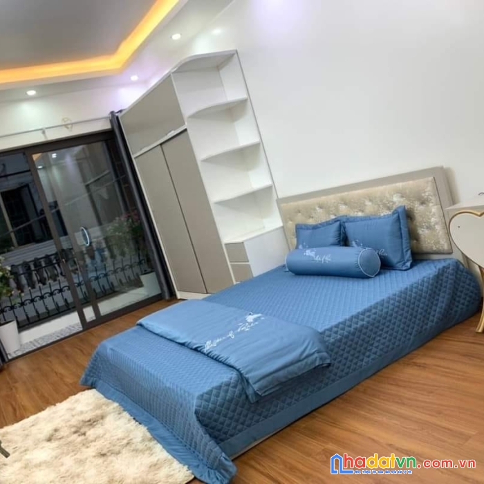Bán nhà trịnh văn bô, nam từ liêm, nhà mới 42m, 5t, ô tô, 3.65 tỷ.