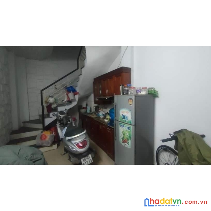 Chính chủ cần bán nhà phố nguyễn ngọc vũ quận cầu giấy 45m2x 5 t 5.9 tỷ ô tô kd