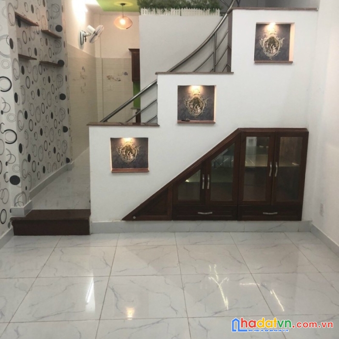 40m2 q10 chỉ 5.5 tỷ nhà mới sát mặt tiền