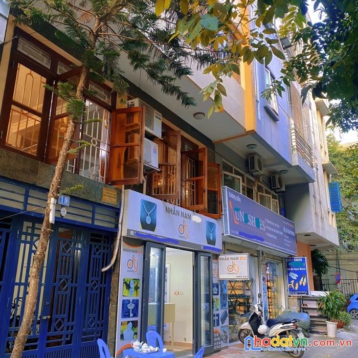 Nhà mình đón tết. phân lô. oto tránh. vỉa hè. bán phố nguyễn hoàng: 60m2*5t – nhỉnh 9 tỷ