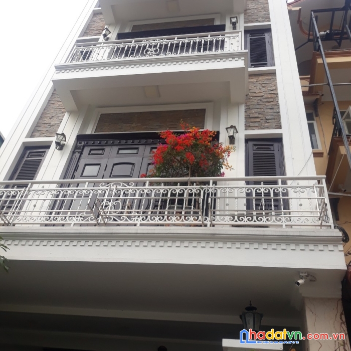 Vip mặt phố ngọc thụy ôtô, kd 170mx4t mt 9m 19 tỷ tl, 0868246333