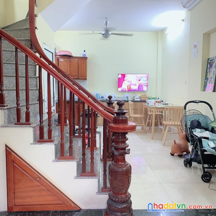 Bán nhà ngọc thụy, long biên, ngõ thông, 3 thoáng, 45m2 x 4 tầng, giá chỉ 4,3 tỷ