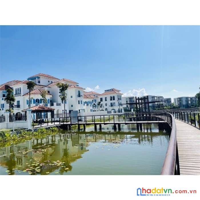 Cần tiển trả nợ bán nhanh 3 căn biệt thự mặt biển đối diện đảo rều