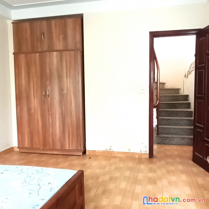 Bán nhà ngõ 99 đình công hạ 32m2 4 tầng 3 ngủ 3 vệ sinh 2,55 tỷ
