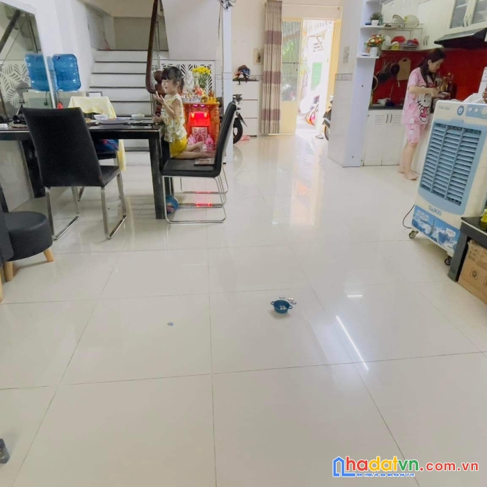 Ngợp bank giảm 800tr - lê văn sỹ tb - 4.5x12m - 54m2 - 3 tầng 3pn - hxh - chỉ 6.x tỷ