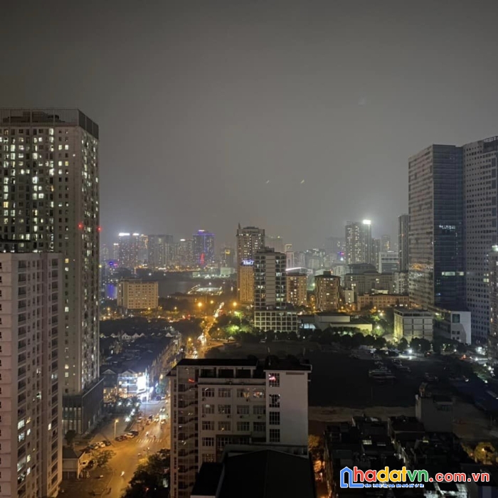 Bán chung cư toà thăng long tower 33 mặc thái tổ cầu giấy 105m2 giá 3.25 tỷ