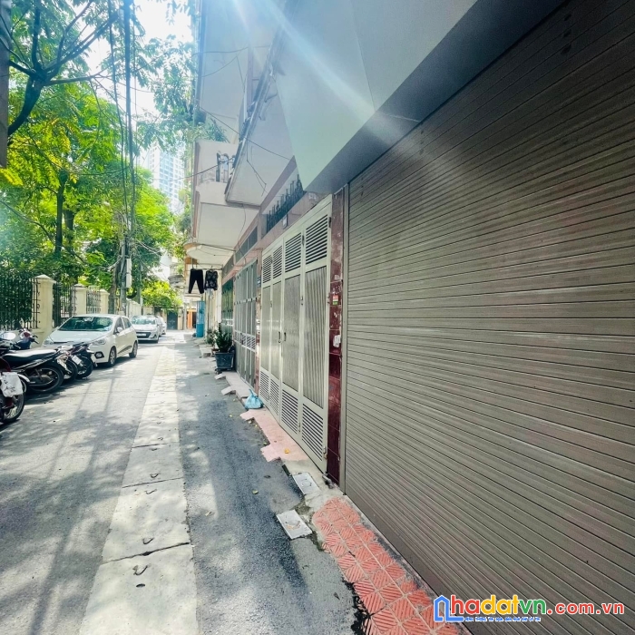 Bán nhà thanh xuân phố hoàng đạo thành, 75m, 5t, mt 6m, otô, kinh doanh, 10.5 tỷ, 0937651883
