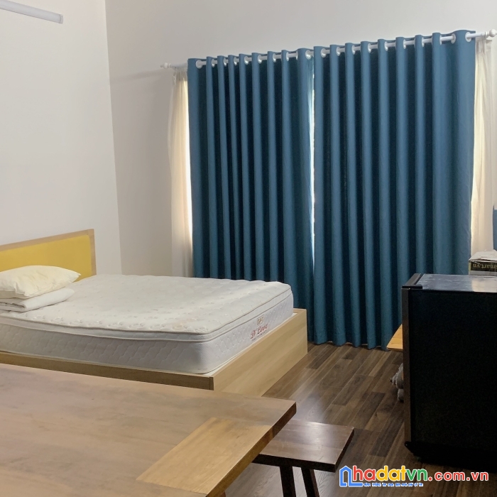 Nhà đẹp ở ngay khu sang phan xích long,pn dt 4,5x15m kc 3 tầng+st tn 500tr/năm 18,5 tỷ  o934056887