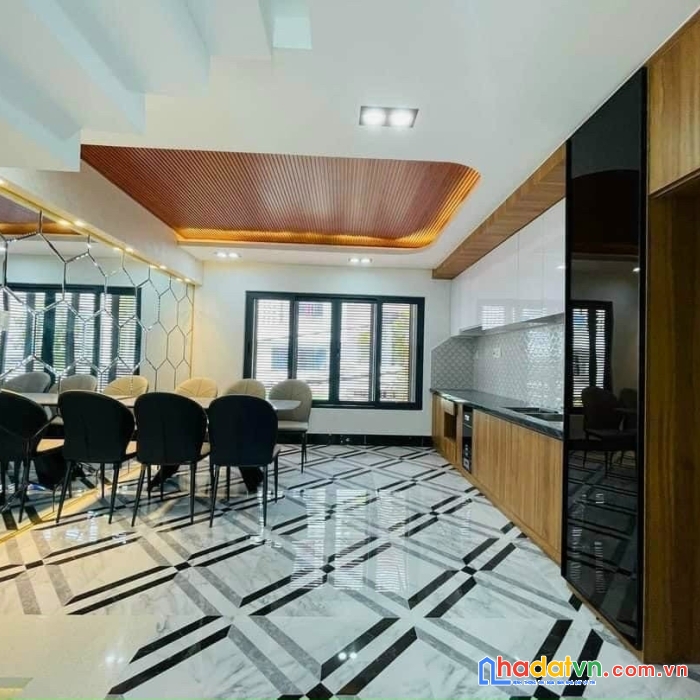 Nhà hẻm 4m, trần quang diệu, 4.2 x 13m, 3 lầu, 8.6 tỷ, quận 3