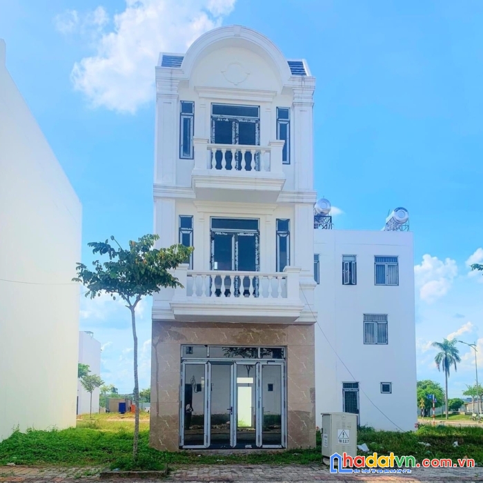 Cần bán gấp nhà chính chủ 1 trệt 2 lầu ngay trung tâm hành chính tỉnh bình dương.