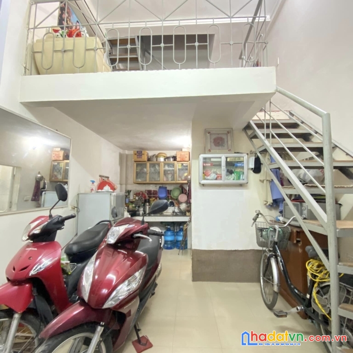 Bán nhà ngõ 467 lĩnh nam_20m2_4 tầng_đủ công năng - giá 950 triệu