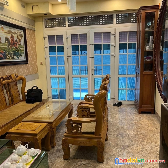 Bán nhà hoàng quốc việt-cầu giấy 35m2-giá 4 tỷ-ngõ thẳng-ô tô qua cổng nhà-2