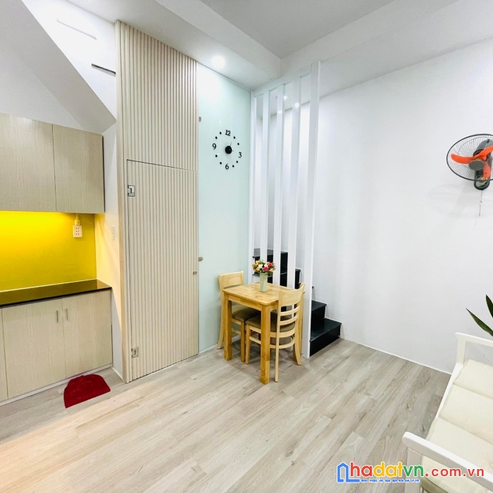 Bán nhà hxh thông âu cơ p.10 tân bình, 24m2, ngang 4m chỉ nhỉnh 2 tỷ.