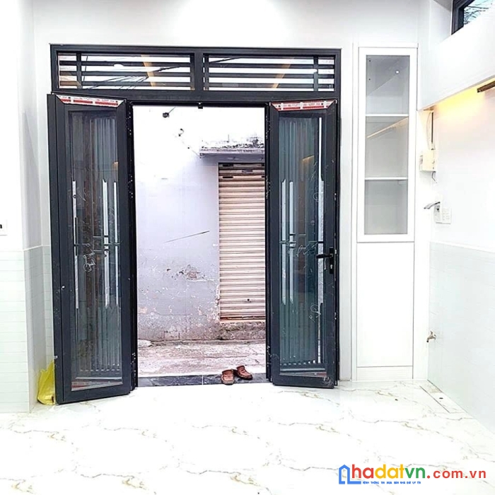 Nhà mới đẹp 2 tầng gần mt liên tỉnh 5 p5 q8 giá 3tỷ580