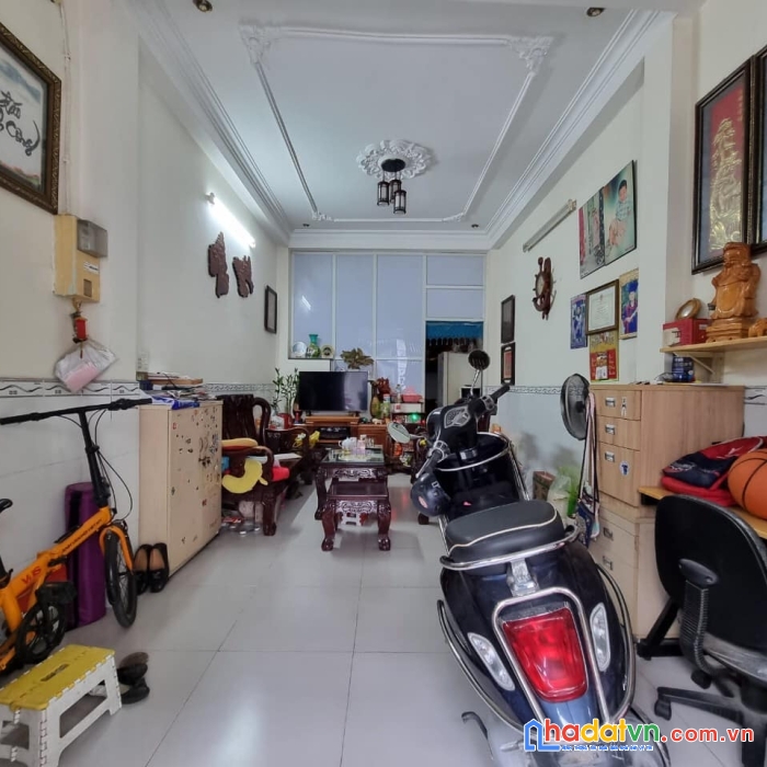 Chỉ 2.8 tỷ - sở hữu nhà q12 giáp tân bình - hẻm 8m - tân thới nhất q12 - sổ hồng riêng.