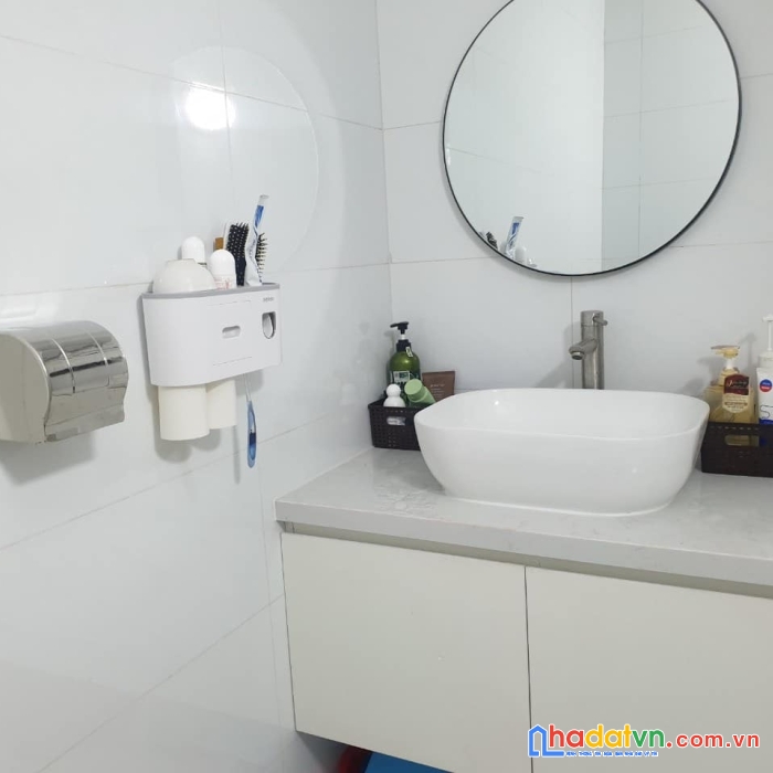 Chỉ hơn 2 tỷ có ngay hộ khẩu thanh xuân nguyễn trãi 26m 4 tầng nhà đẹp ở ngay sổ đỏ chính chủ xem