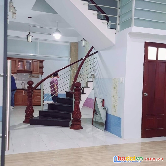 Bán gấp nhà mặt tiền, hà huy giáp, q 12, 5t, 81m2 , chỉ 12 tỷ