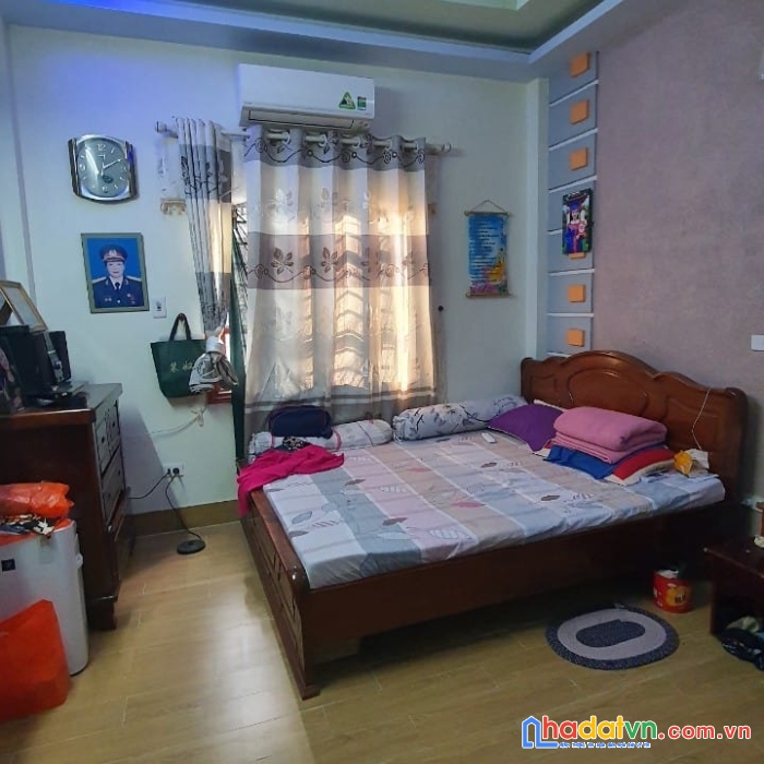 Bán nhà phố hoa bằng, cầu giấy, 45m 5 tầng, 6 ngủ 5.9 tỷ, gần ô tô.