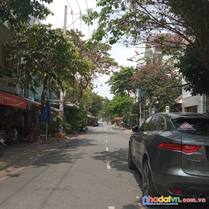 Bán nhà 3 tầng mặt tiền đường số tân quy, quận 7, 4x10, 7 tỷ