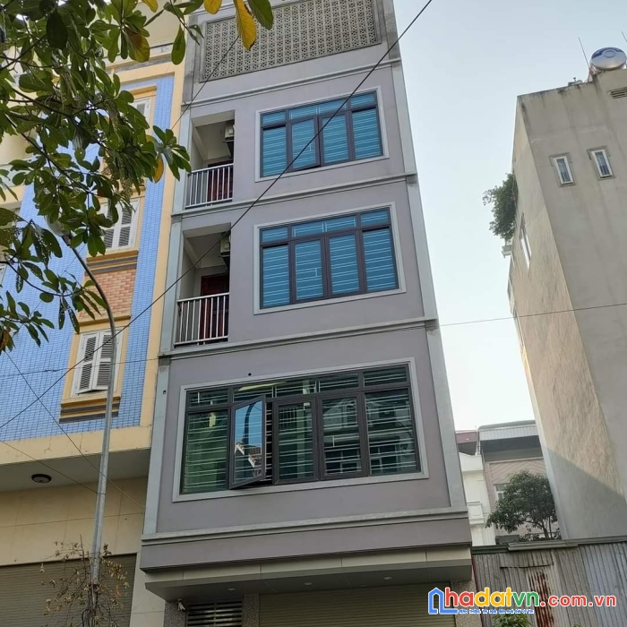 Bán nhà nguyễn phong sắc, đường trước nhà 10m, thang máy 30m ra mặt phố chỉ 65m nhỉnh 9 tỷ