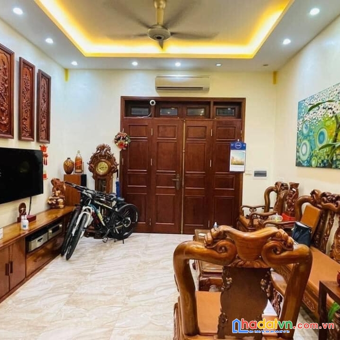 Bán nhà hoàng quốc việt cầu giấy, hàng xóm trường đảng, ô tô đỗ cửa, nhà đẹp ở luôn, chỉ hơn 7 tỷ