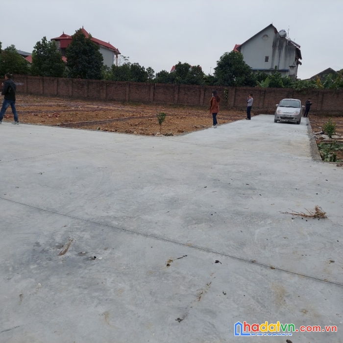 Cần tiền trả lãi ngân hàng bán cắt lỗ 25%