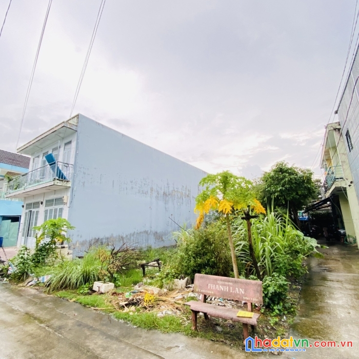 Bán gấp lô đất gần 200m2, cách đặng thúc vịnh 200m, hxh,gần chợ hóc môn, chỉ 42 triệu m2