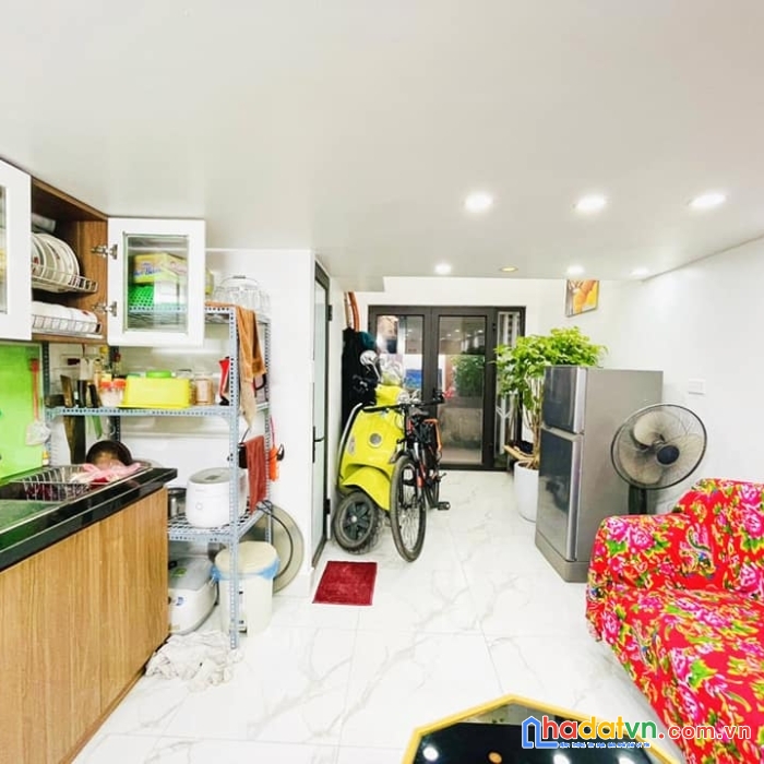 Cần bán nhà thái hà đống đa dt 19m/3t vị trí đỉnh chưa đến 3 tỷ.